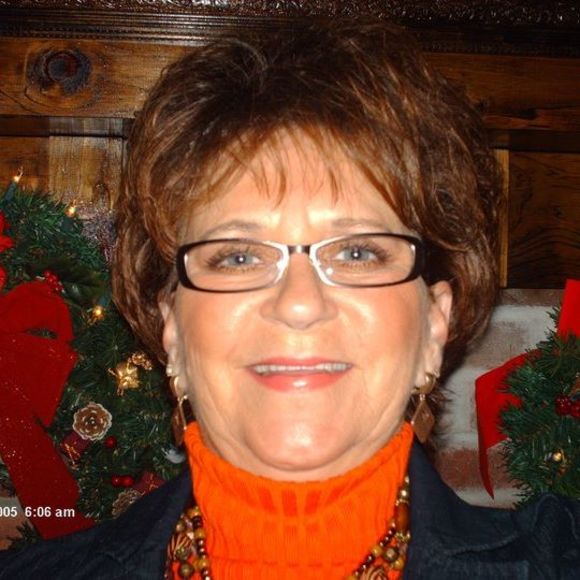 Meet your Posher, Diane - Picture 1 of 1